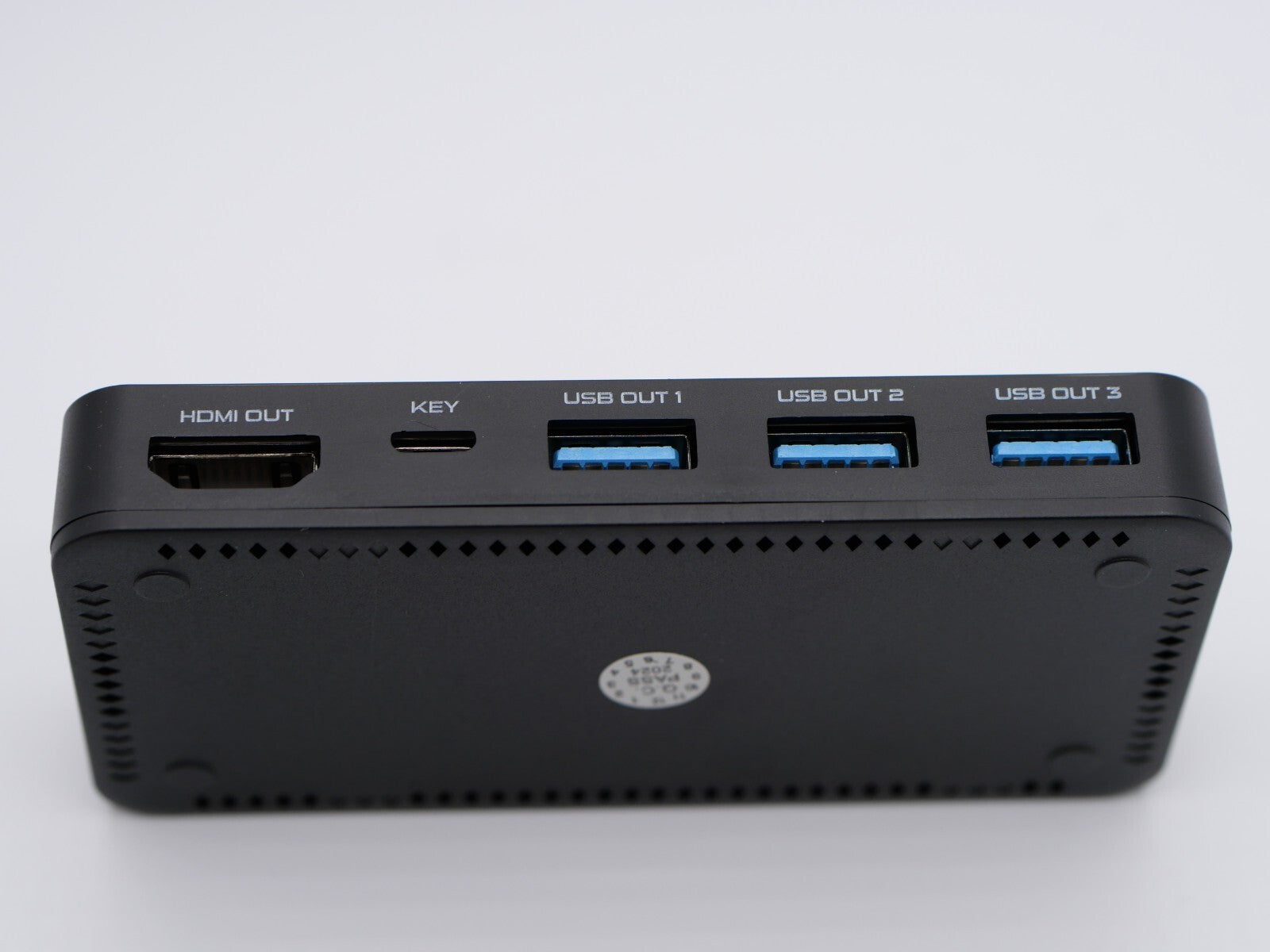 8K@60 Hz 4K@120 Hz KVM Switch 2 Port HDMI 2.1 USB 3.0 2 PCs an 1 Monitor + Kabel