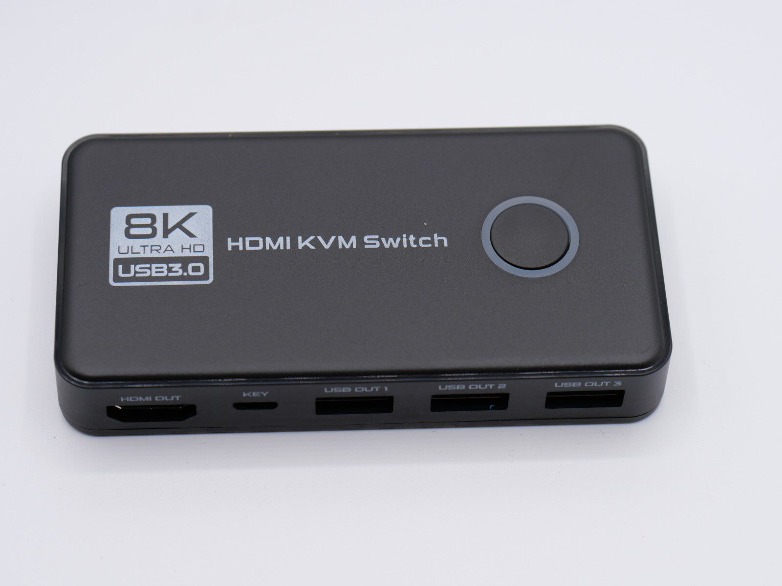8K@60 Hz 4K@120 Hz KVM Switch 2 Port HDMI 2.1 USB 3.0 2 PCs an 1 Monitor + Kabel