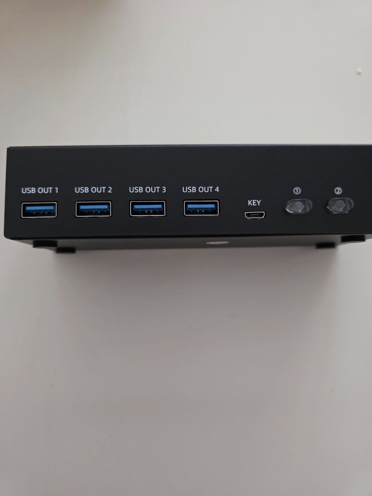 8K DP / HDMI KVM 2PC 2 Monitor 8K@60Hz 4K@120Hz 2K@144Hz + Kabel