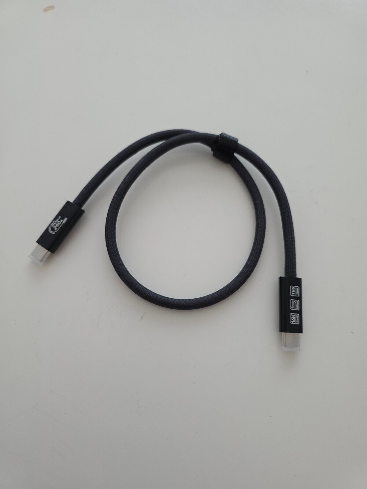Thunderbolt 5 Kabel 0.5m 240W 80Gbps für Top-Leistung"