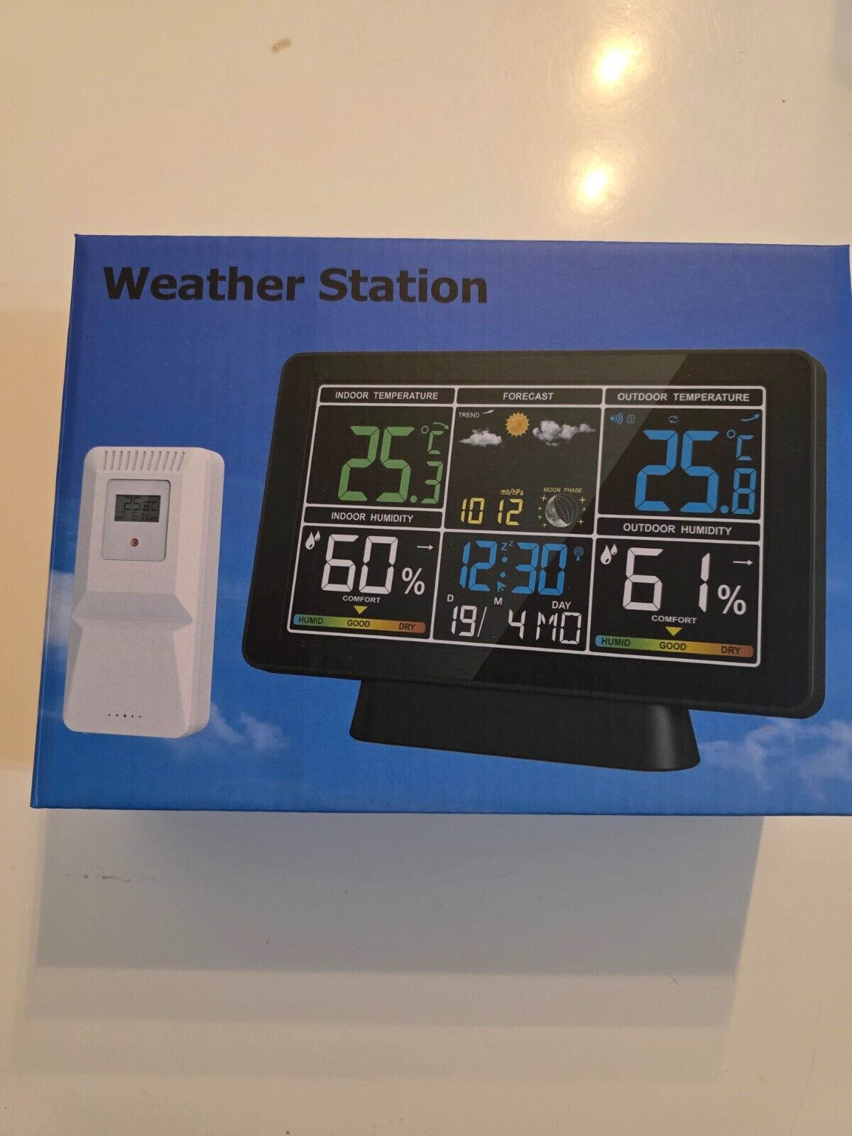 RCC Wetterstation Farb-LCD-Display Innen/Außen Thermometer-Hygrometer mit Wecker