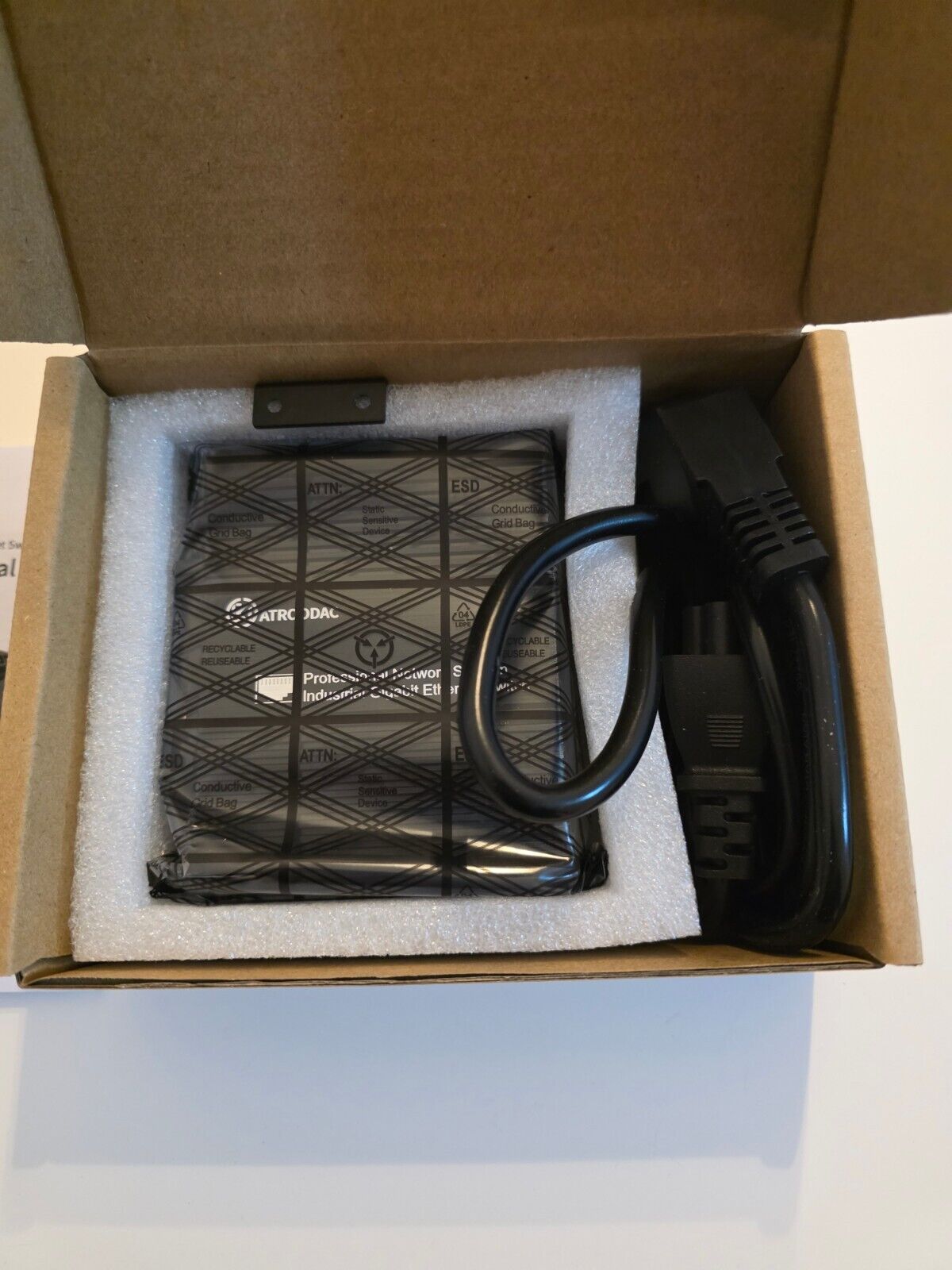 6-Port 1,25G Ethernet Switch mit SFP, Metall, Wandmontage
