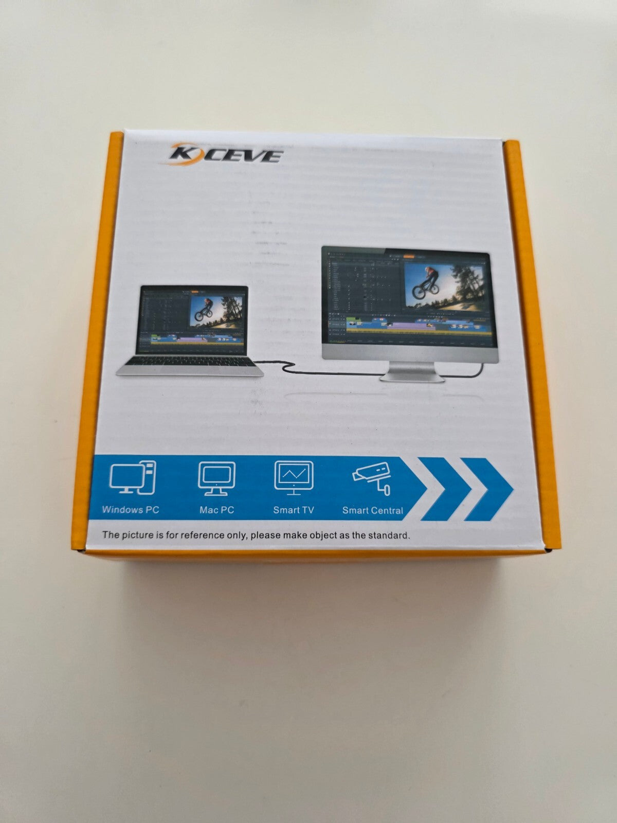 HDMI KVM Switch 8K@60Hz 4K@120Hz für 2 PCs, 1 Monitor, 3x USB 3.0