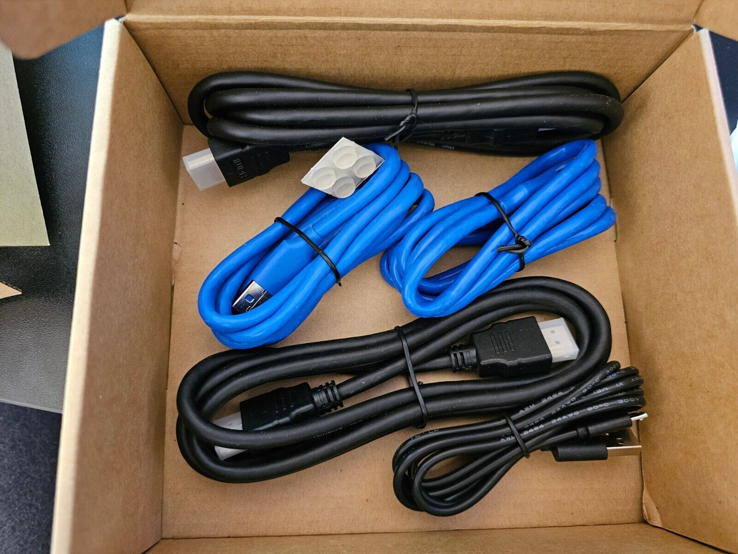 USB3.0 KVM Switch HDMI 2 Port 4K@60Hz, USB3.0, KVM Switch 2 PC 1 Monitor, GREATH