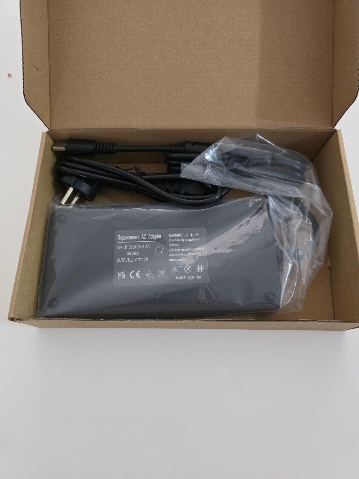 240W Netzteil für MSI GP66 GP76 GE76 Raider Stealth Z17 Z16