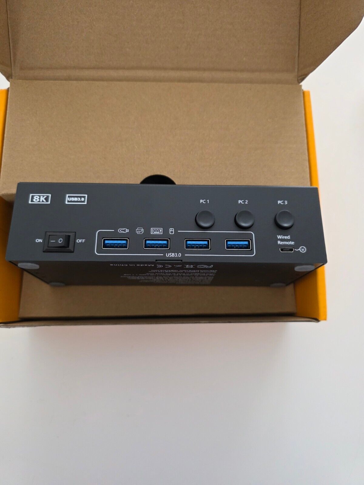 KVM Switch 3 PC 3 Monitore 4K@60Hz DP HDMI USB 3.0