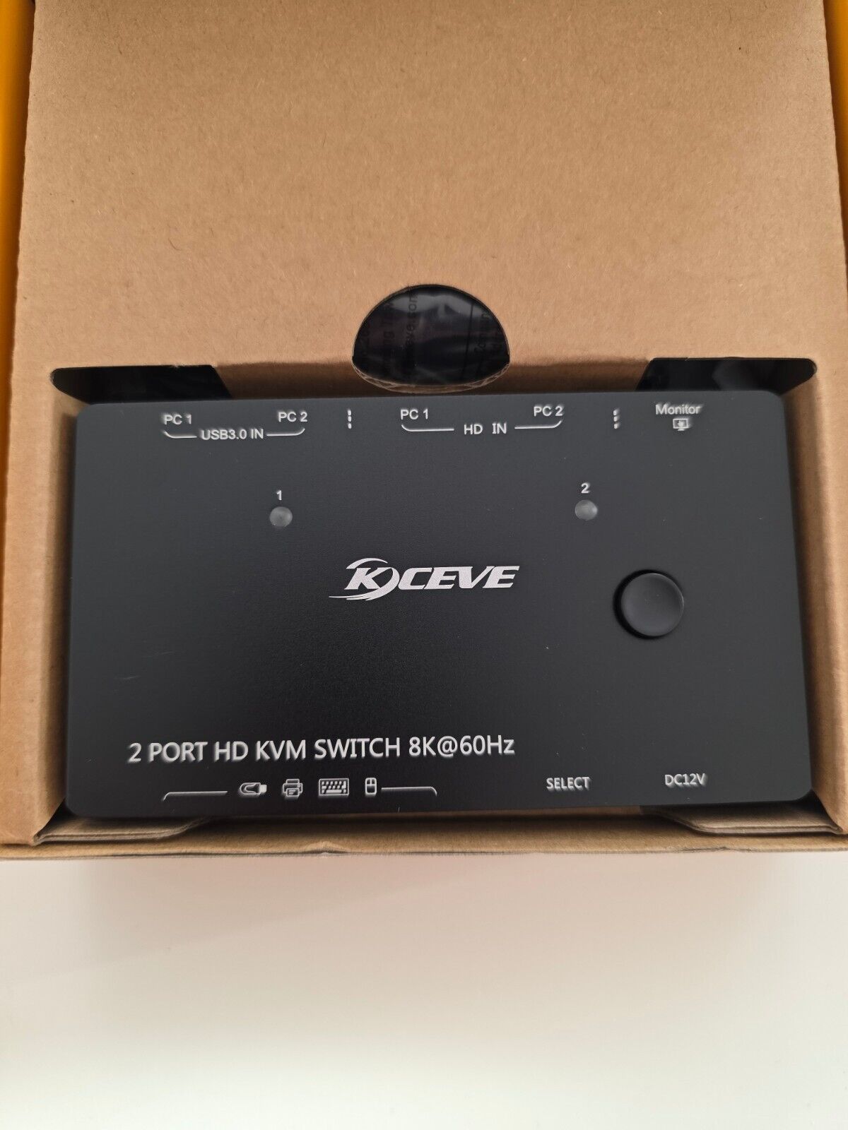 KVM Switch 2 PC 1 Monitor HDMI 8K@60Hz 4K@120Hz 2K@144Hz USB 3.0