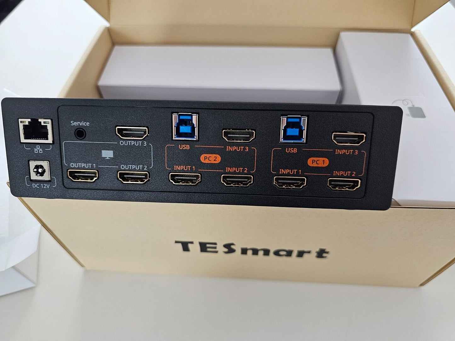 4K@60Hz  2K@60Hz/120 Hz KVM Switch 2 PC 3 Monitor, USB 3.0 2 Port EDID