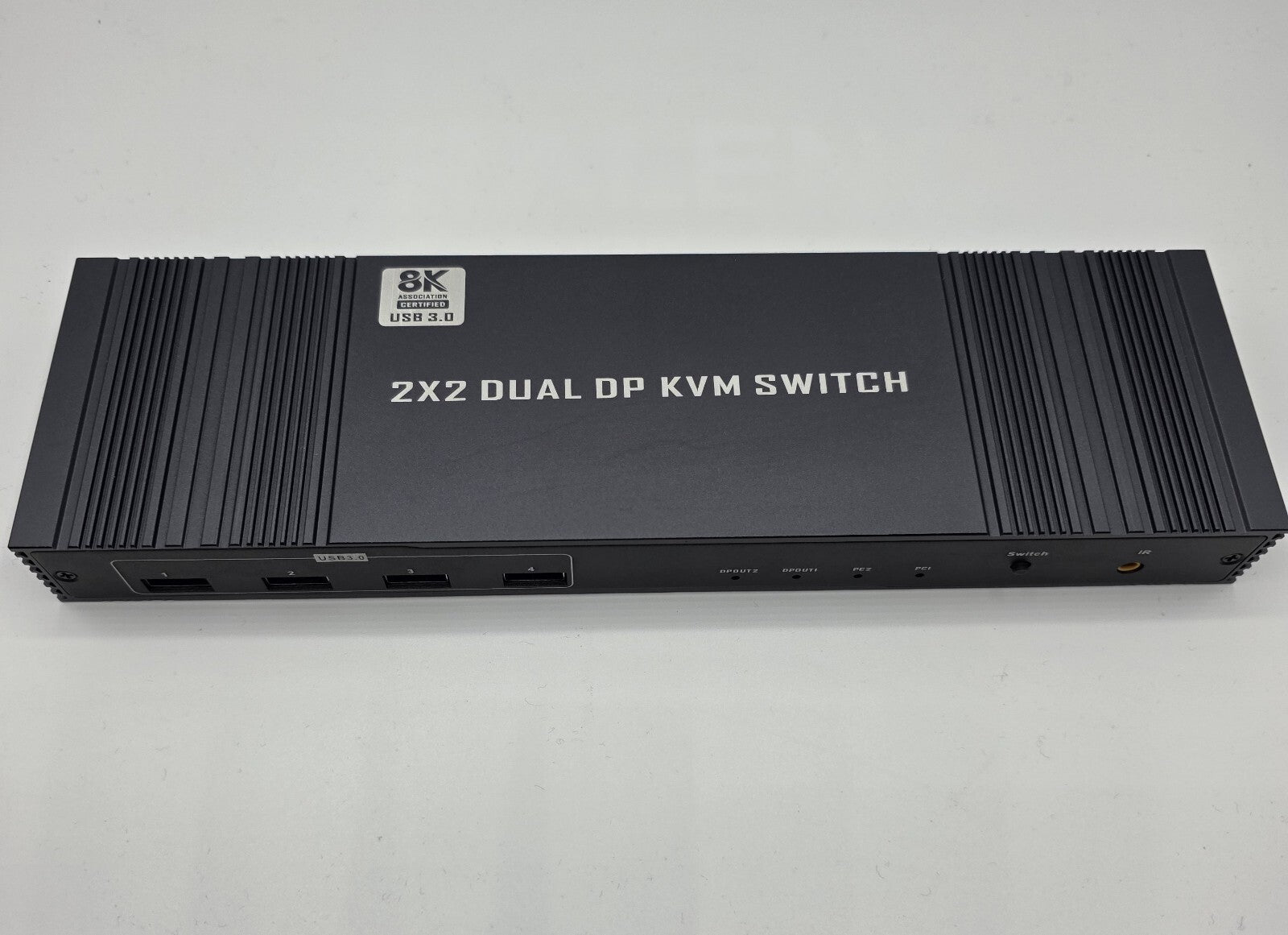 8K Dual DP KVM-Switch 8K@60Hz 4K@120/144Hz 1080P@165Hz 2 PCs 2 Monitore USB 3.0