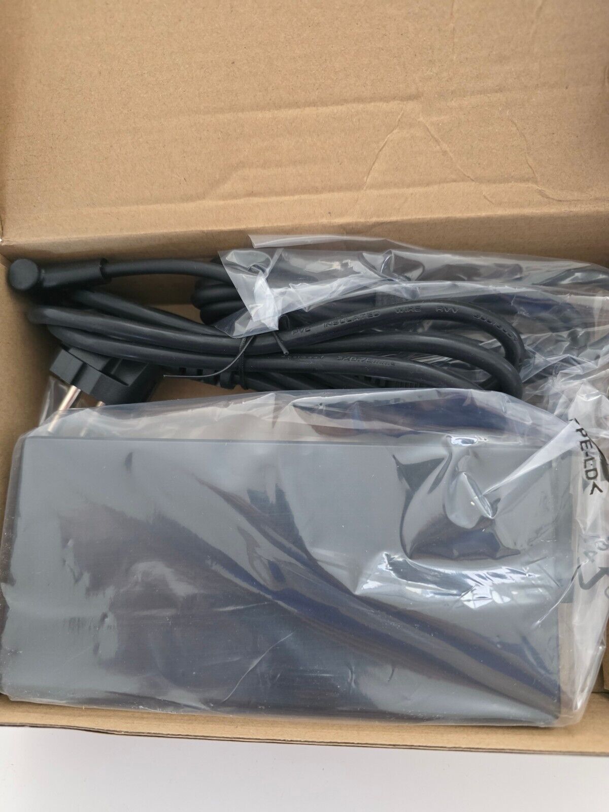 240W Ladegerät 6.0x3.7mm für Asus ROG Zephyrus Strix TUF