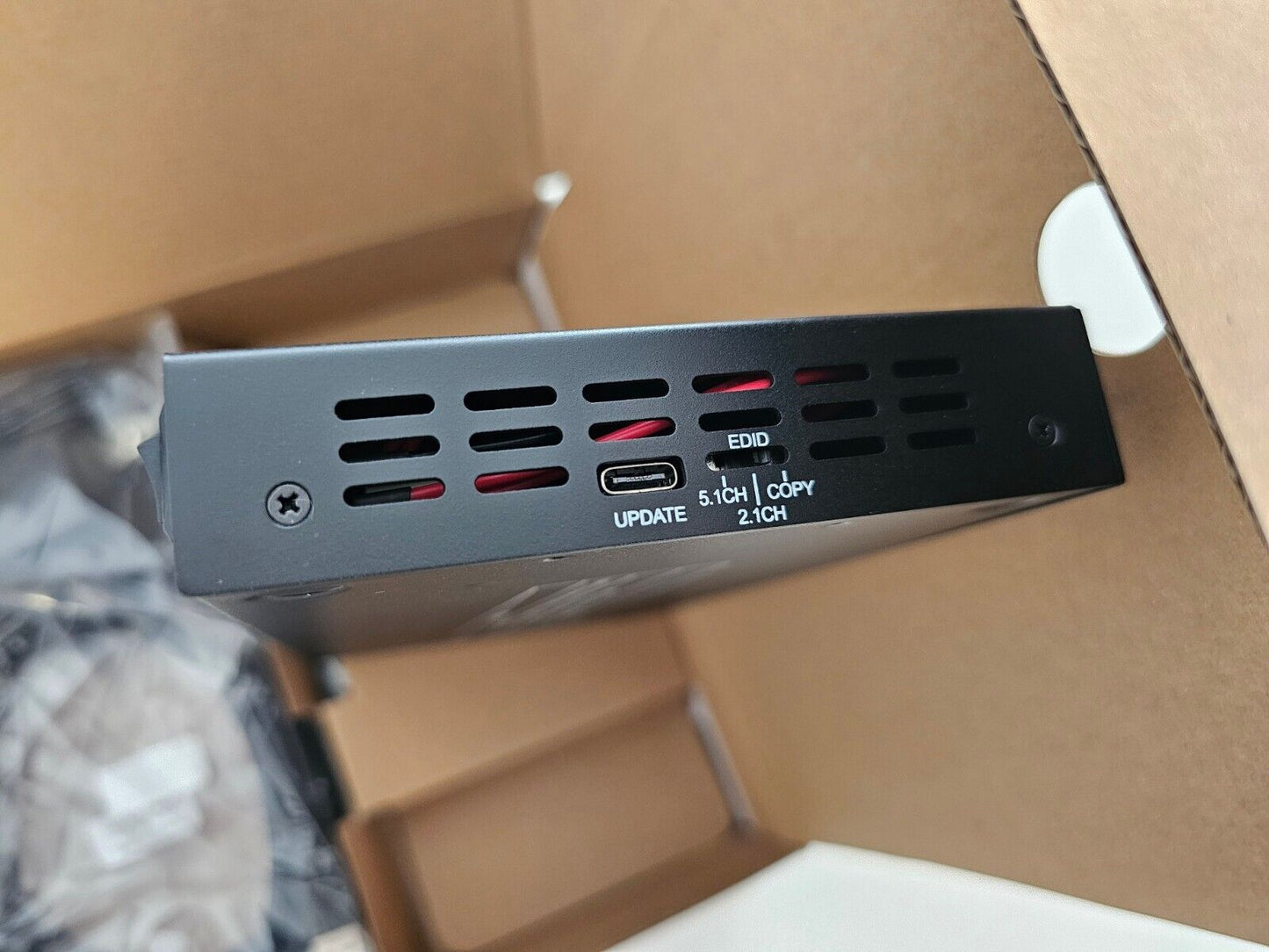 4K@60HZ 1920x1080@144HZ 2560x1440@144HZ HDMI KVM USB 3.0 2 Monitor 2 PC EDID