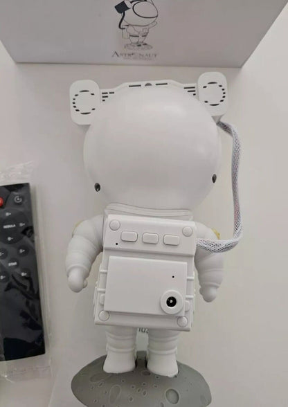 LED Galaxy Projektor Lampe – Astronaut Design mit Timer und Fernbedienung