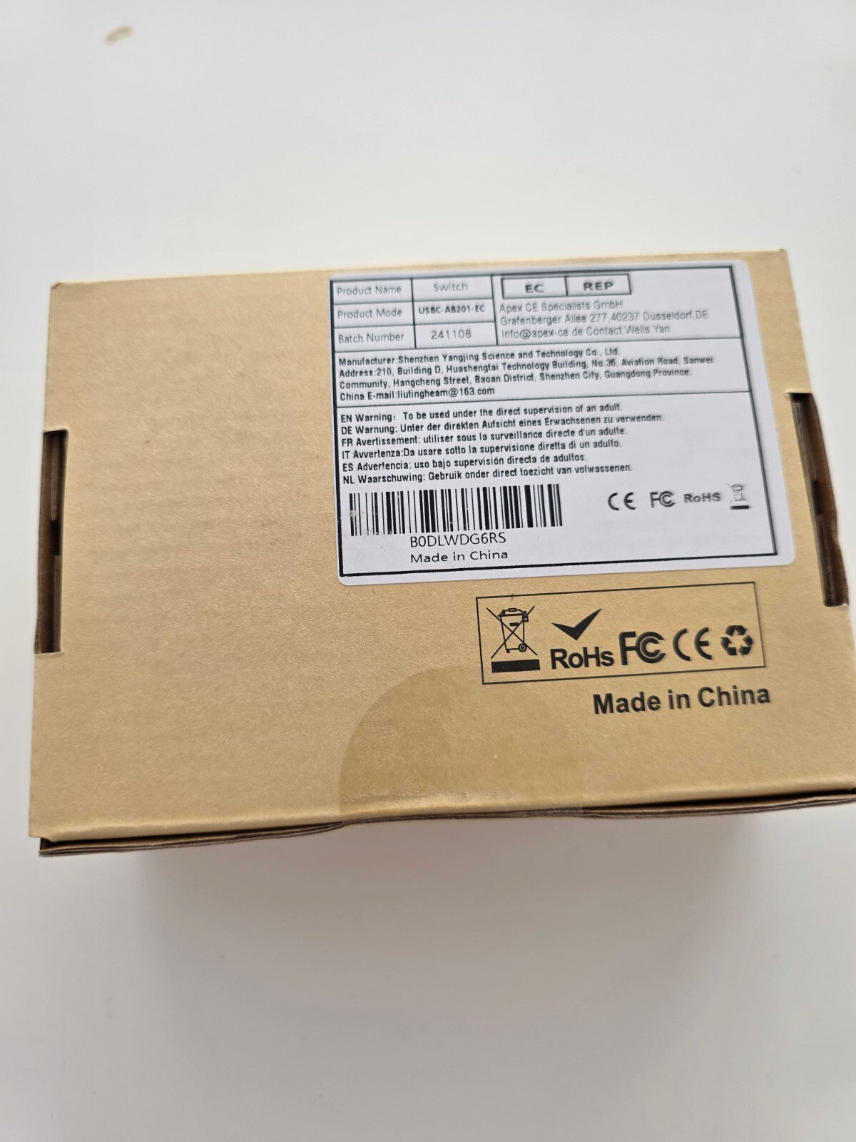 USB-C KVM Switch 8K@60Hz 10Gbps 100W PD 2-PC-1-Monitor